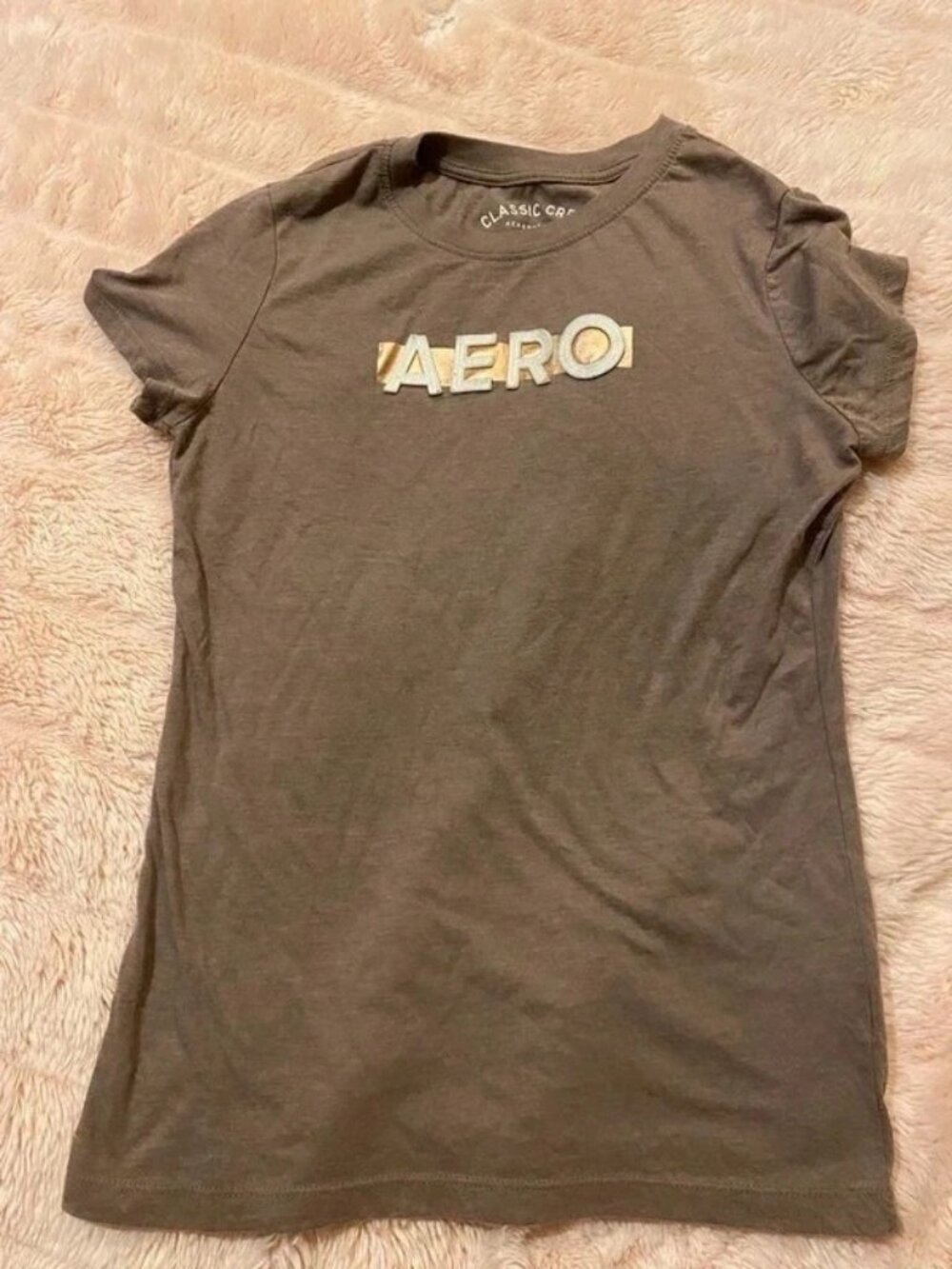 Aeropostale classic crew t-shirt size L fits like M gray metallic aero logo